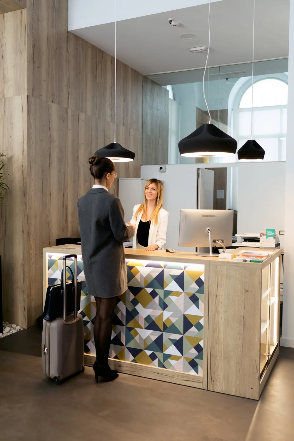 service-img